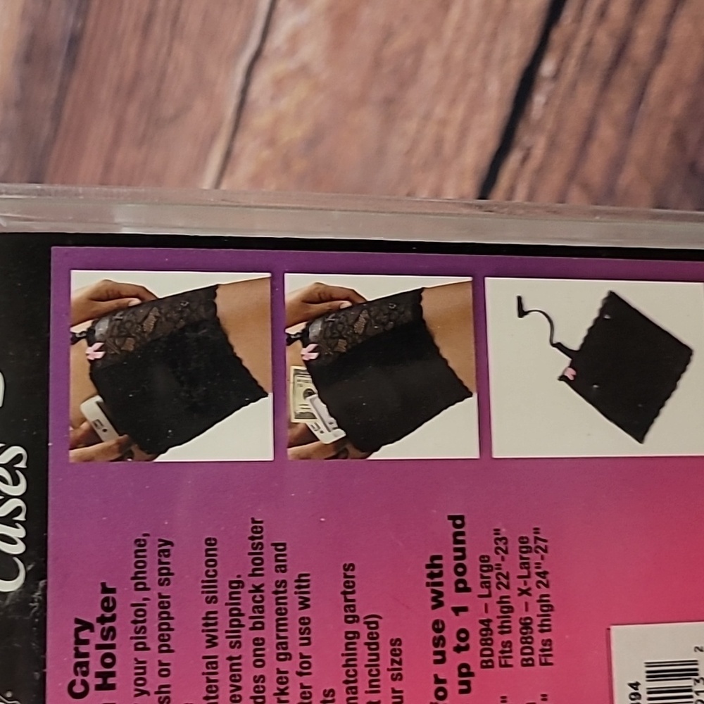 Bulldog Cases Concealed Lace Thigh Holster - Picture 7 of 8